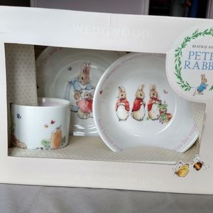 Beatrix Potter Petter Rabbit 3pc Nursery Set